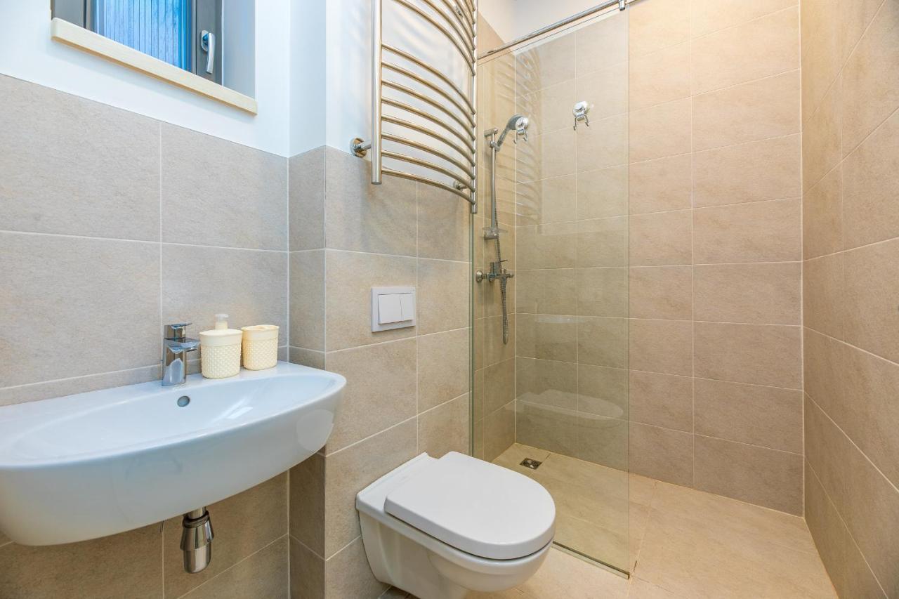 Su Terasa Jaukus Apartamentas, Tik Vienas パランガ エクステリア 写真