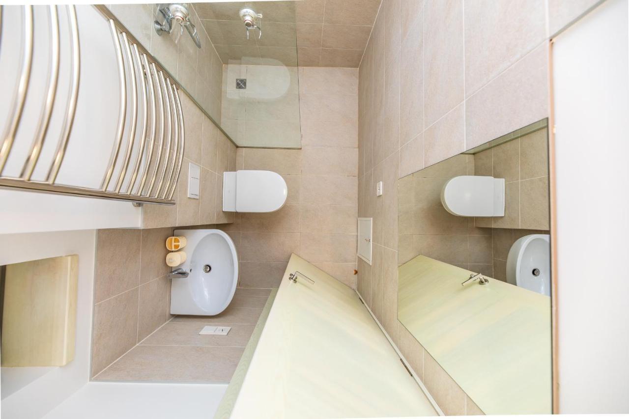 Su Terasa Jaukus Apartamentas, Tik Vienas パランガ エクステリア 写真