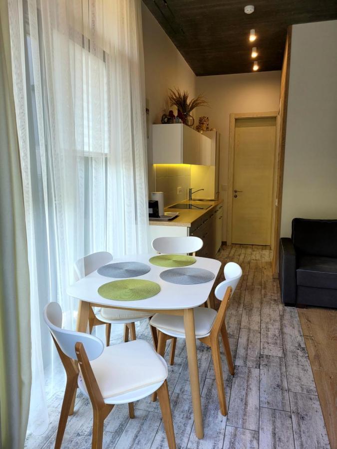 Su Terasa Jaukus Apartamentas, Tik Vienas パランガ エクステリア 写真